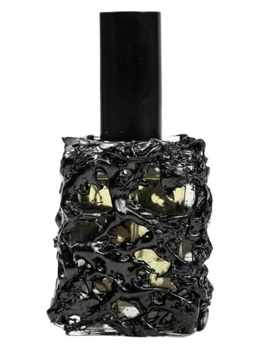 Dead Leaves Eau de Parfum