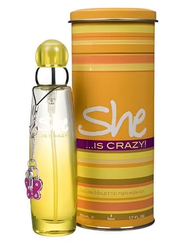 She... is Crazy! - او... دیوانه است!