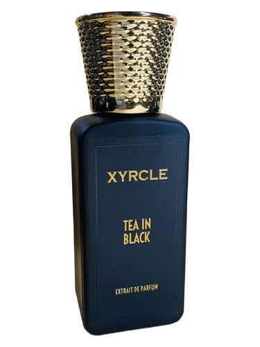 Tea In Black - تی در بلک