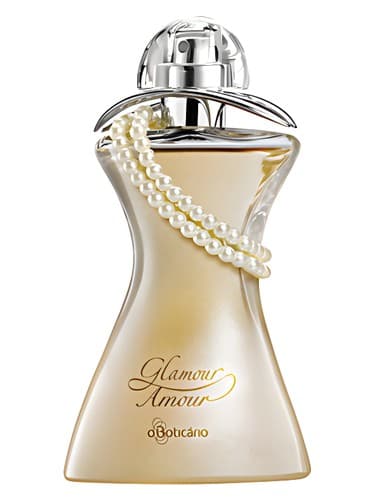 Glamour Amour - لاو زرق و برق