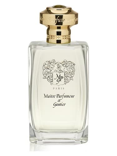 Ambre Mythique - آمبر میتیک