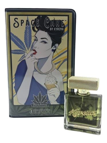 Space Cake - کیک فضایی