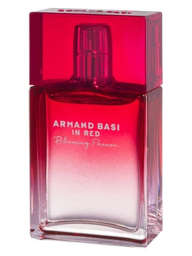 In Red Blooming Passion - در شور شکوفه رد