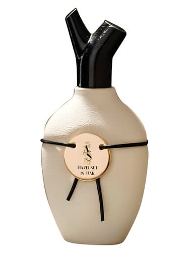 Hazelnut in Oak - فندق در بلوط