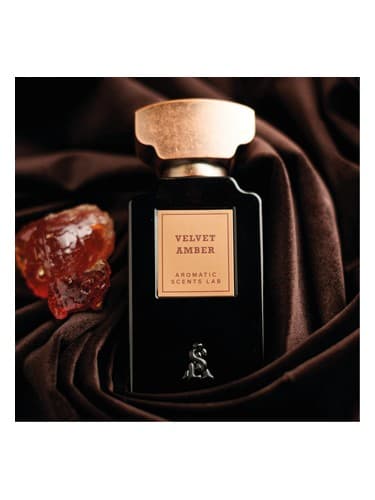 Velvet Amber - کهربای مخملی