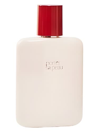 Porter Sa Peau L'Objet Parfumant